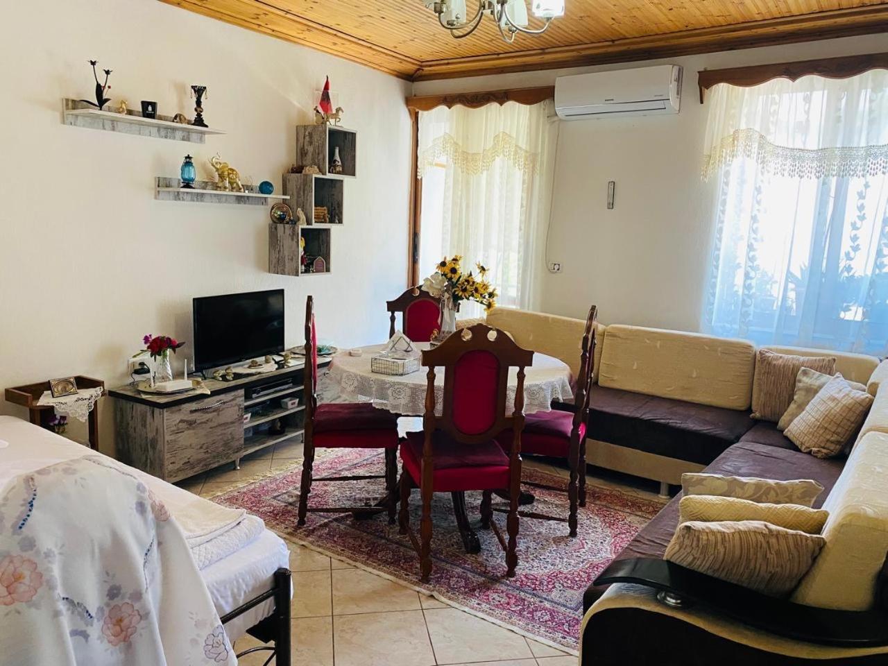 Hida Guest House Gjirokastër 외부 사진