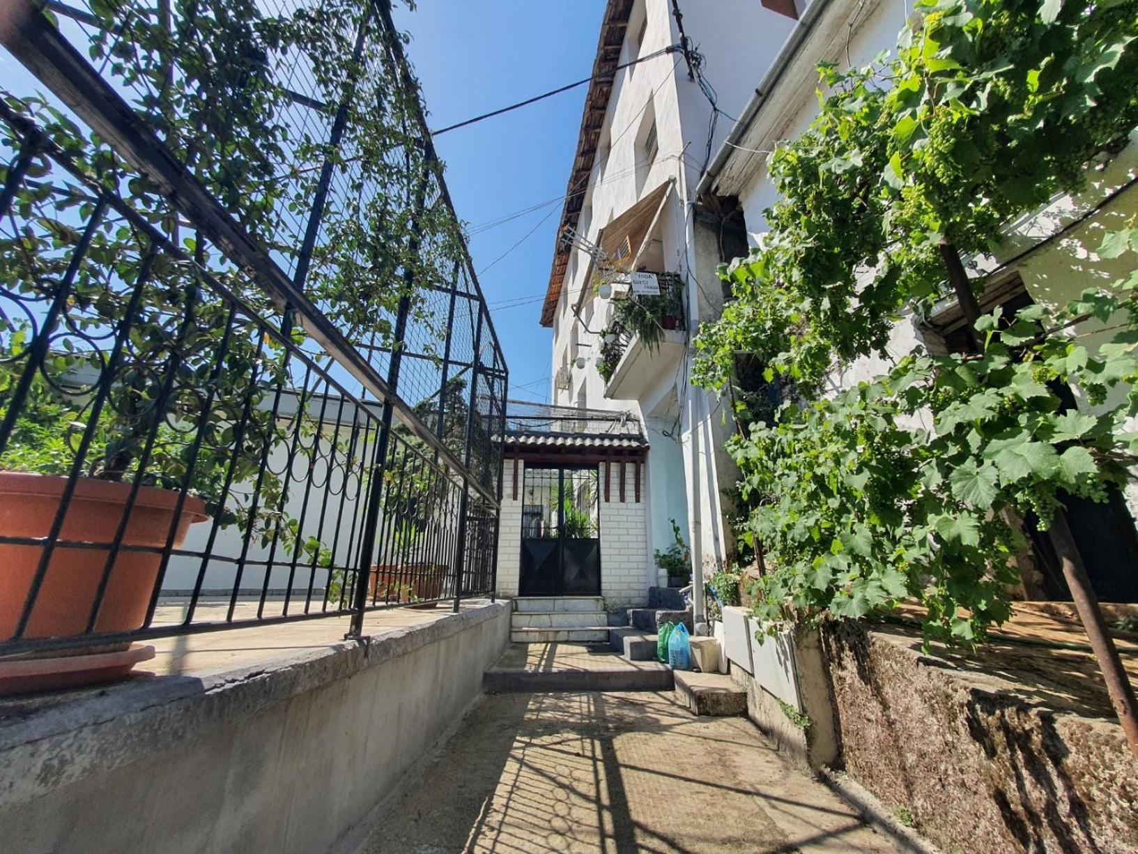 Hida Guest House Gjirokastër 외부 사진